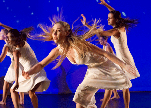 Dance Innovations 2011. Photo © Andréa de Keijzer
